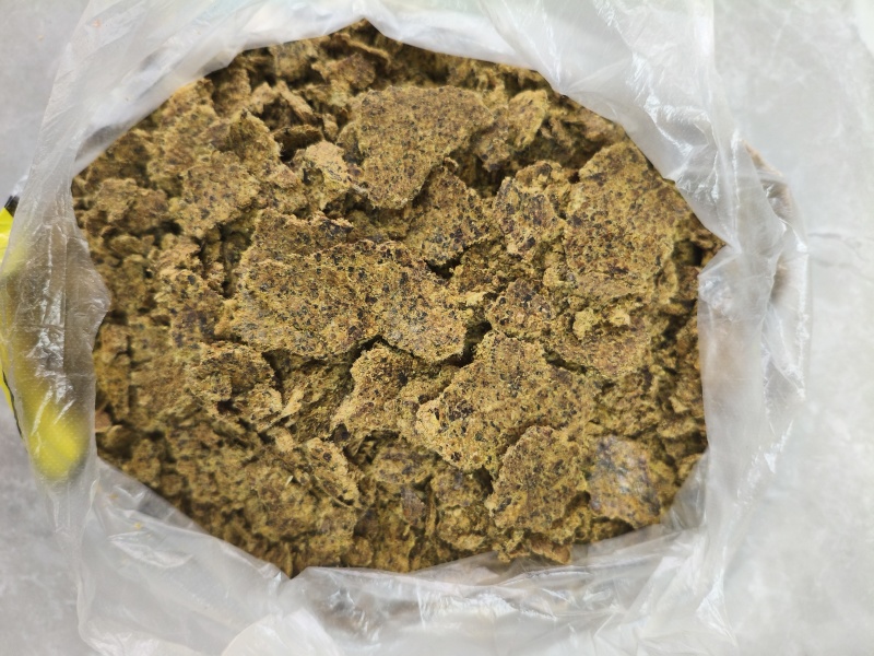 厂价直销棉籽饼，质量好，量大从优，适合牛羊猪鸡鸭喂养。