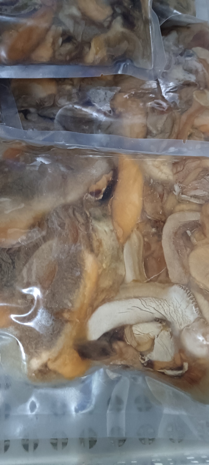 河蚌肉每天现杀生熟都有，500克/包肉脏处理干净可发电商