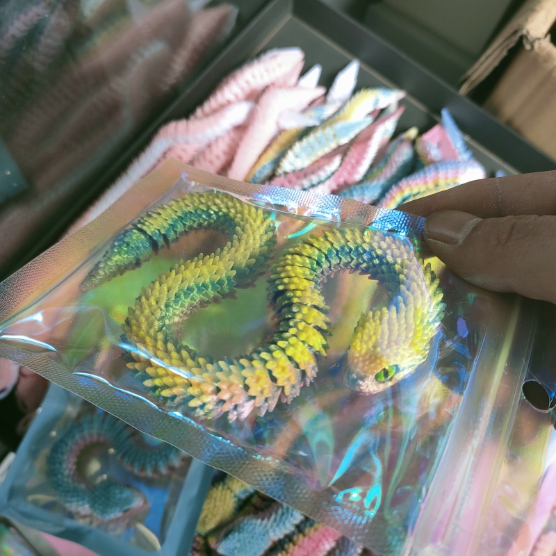 彩虹色蛇单色蛇双色蛇颜色可以定制
