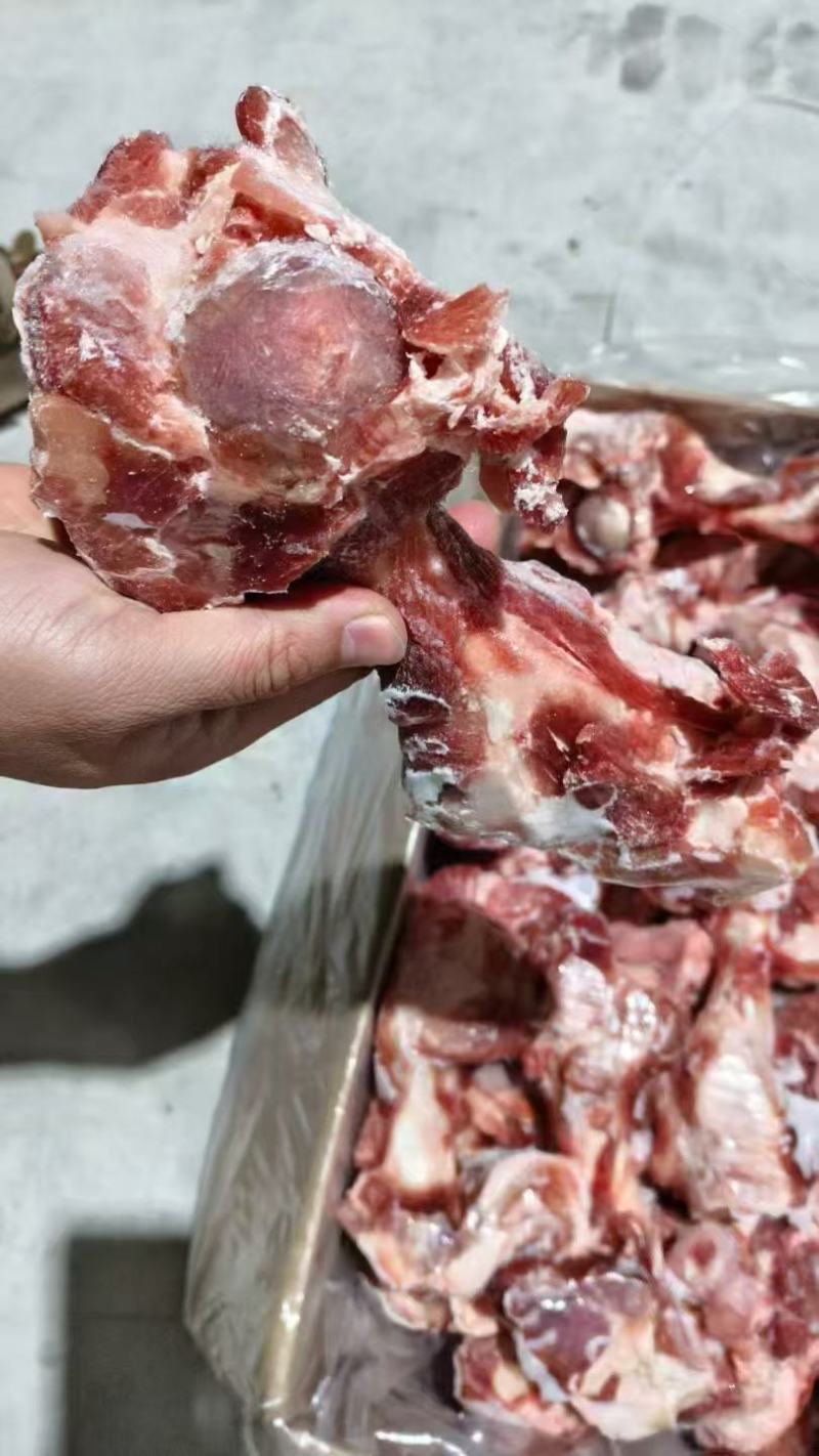 满肉棒骨酱大骨