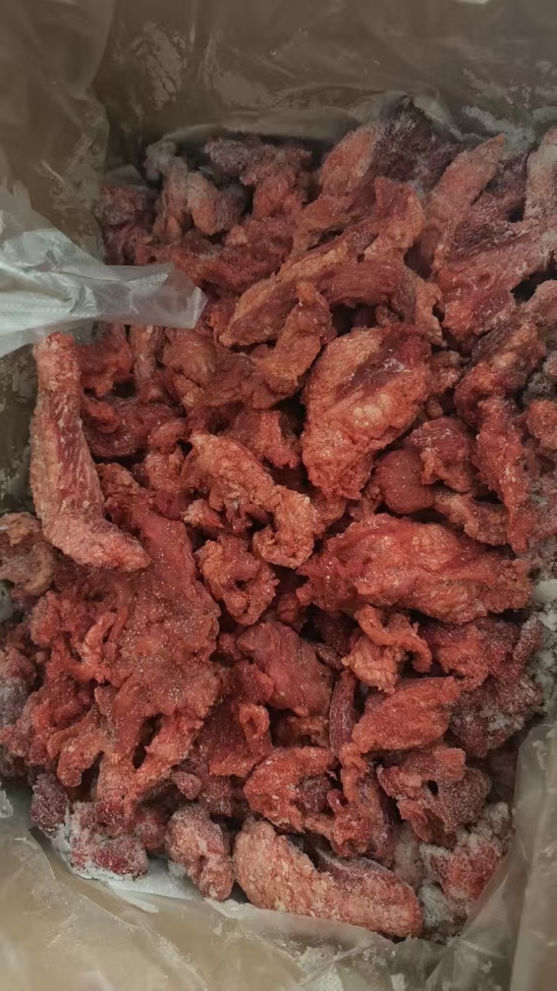 【熟牛肉】五香小块牛肉，价格低，现货实拍，每天大量加工中
