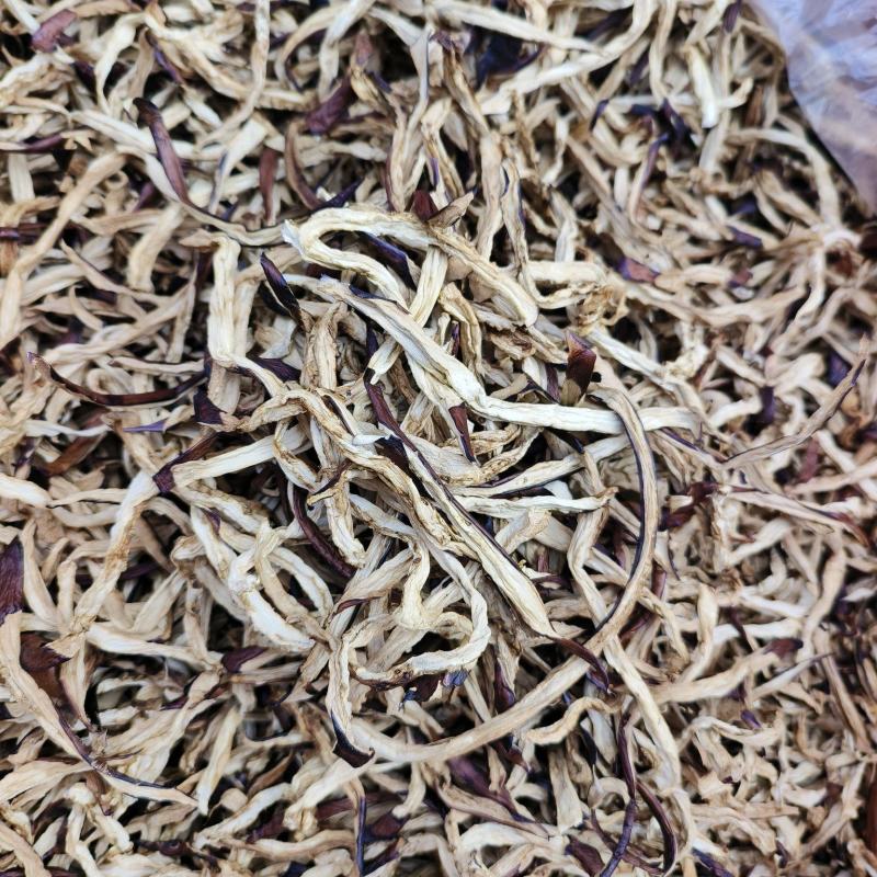 烘干无盐茄子干厂家直发。可定制可量产。无盐茄子条茄子丝。