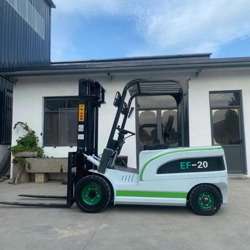 1.5吨电动叉车，曼迪机械，真正的厂家直发，支持货到付款