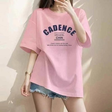 女士奥戴尔大版衫3000件左右，质量特别好，精品独立包装