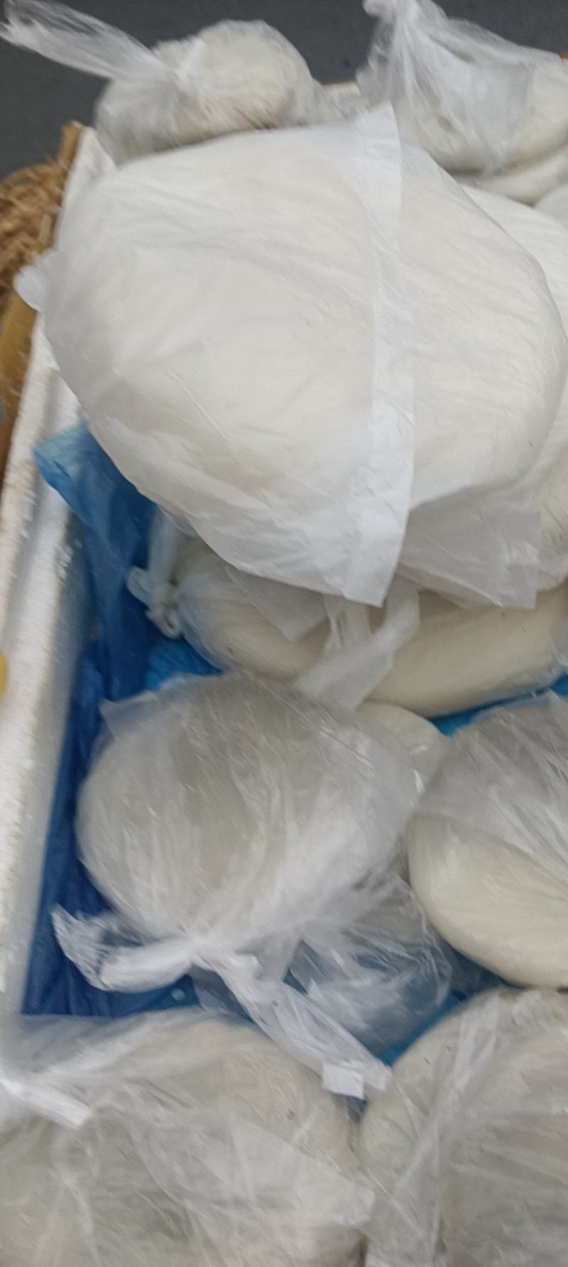 出售糯米糍粑小糍粑，大糍粑有各种味道没有味道的任你挑选