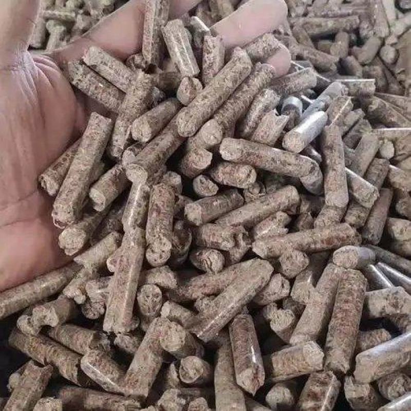 生物质颗粒生产厂家，各种规格都有，欢迎来电