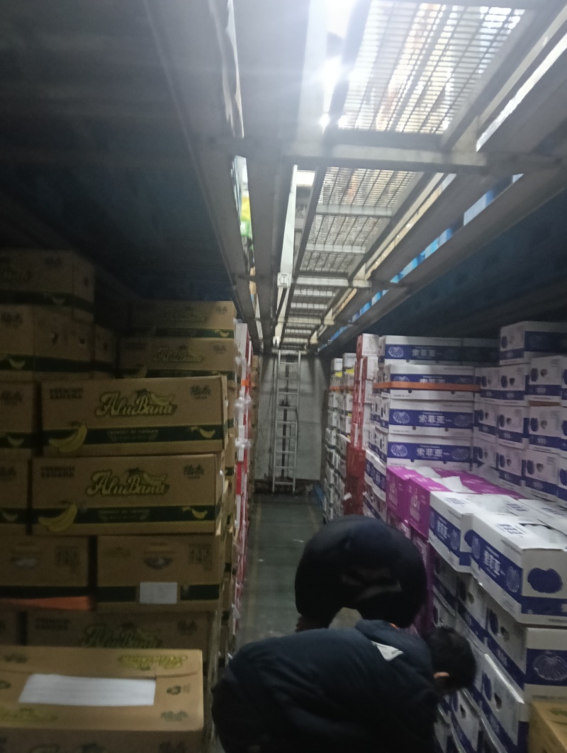 进口香蕉口感软糯香甜，不黑心不硬心支持现场验货保值保量