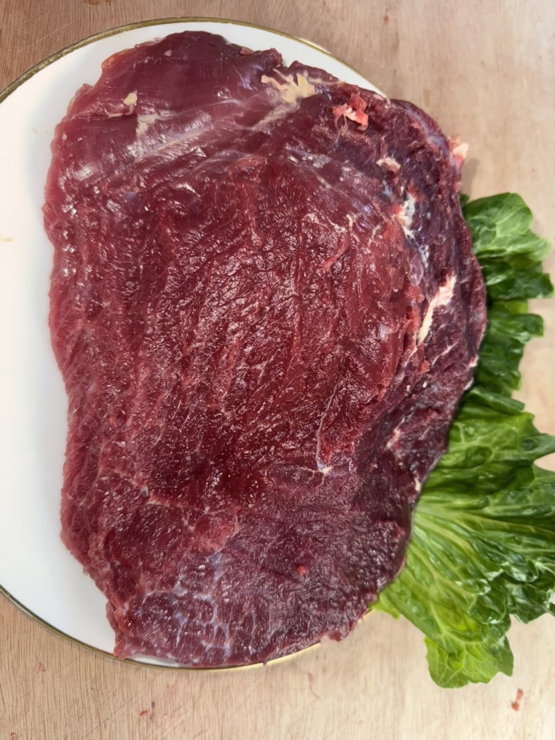 新鲜黄牛肉，农家土黄牛肉