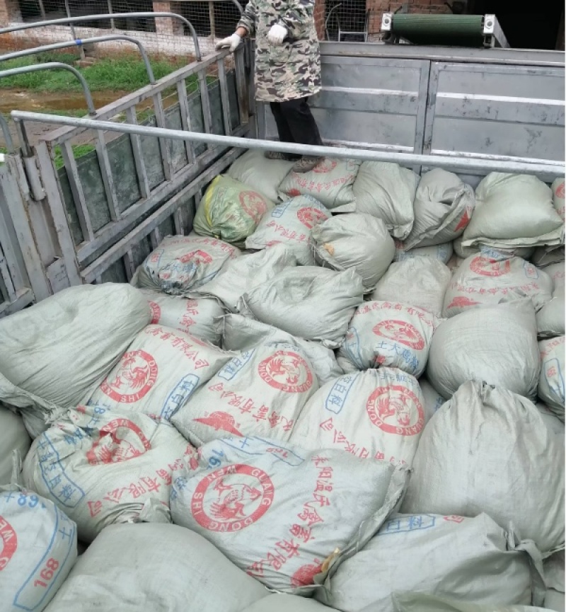 纯鸡粪发酵有机肥料鸡粪农用营养土通用