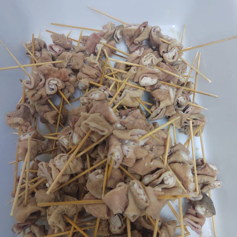 牛肠串/0.50元/串/4颗15-18克