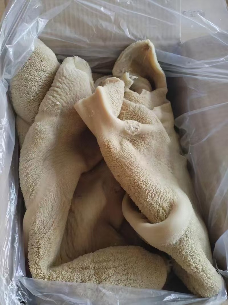 水煮熟牛肚，去油干净，16.5一斤，一件30斤