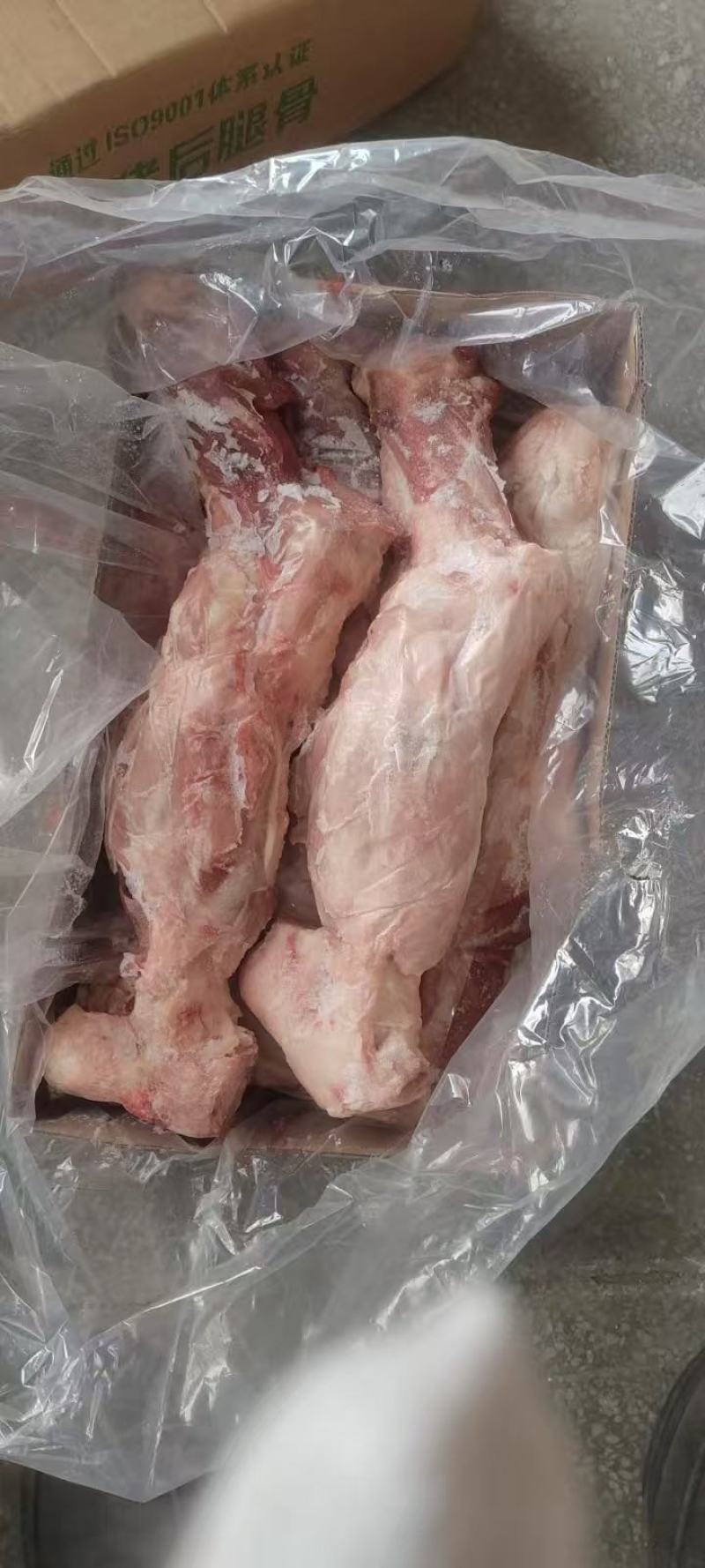 肥猪带腱后腿骨，11500元一吨水产到货，5吨10k