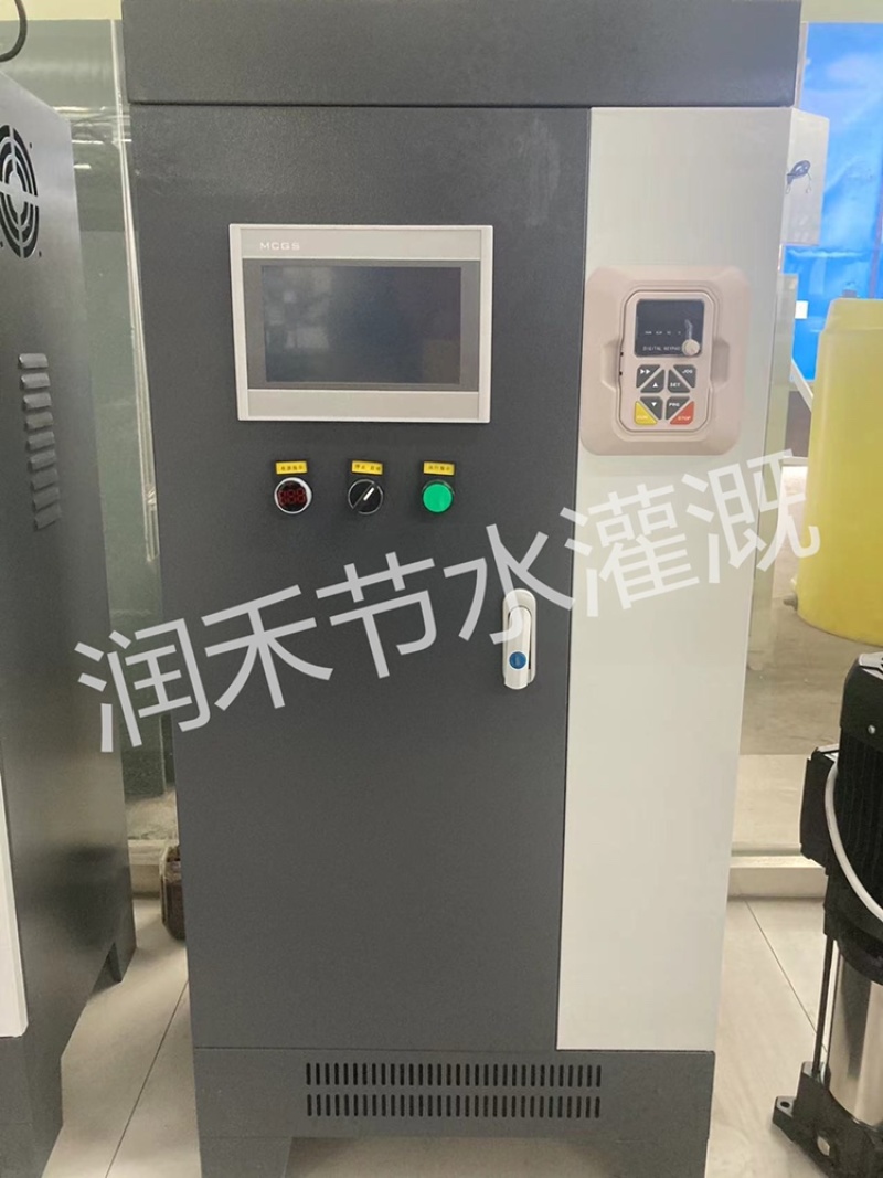 变频恒压供水控制柜水泵变频柜保护水泵自动调压规格齐全