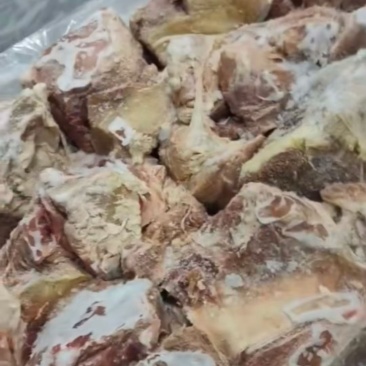 4吨牛后腿肉处理