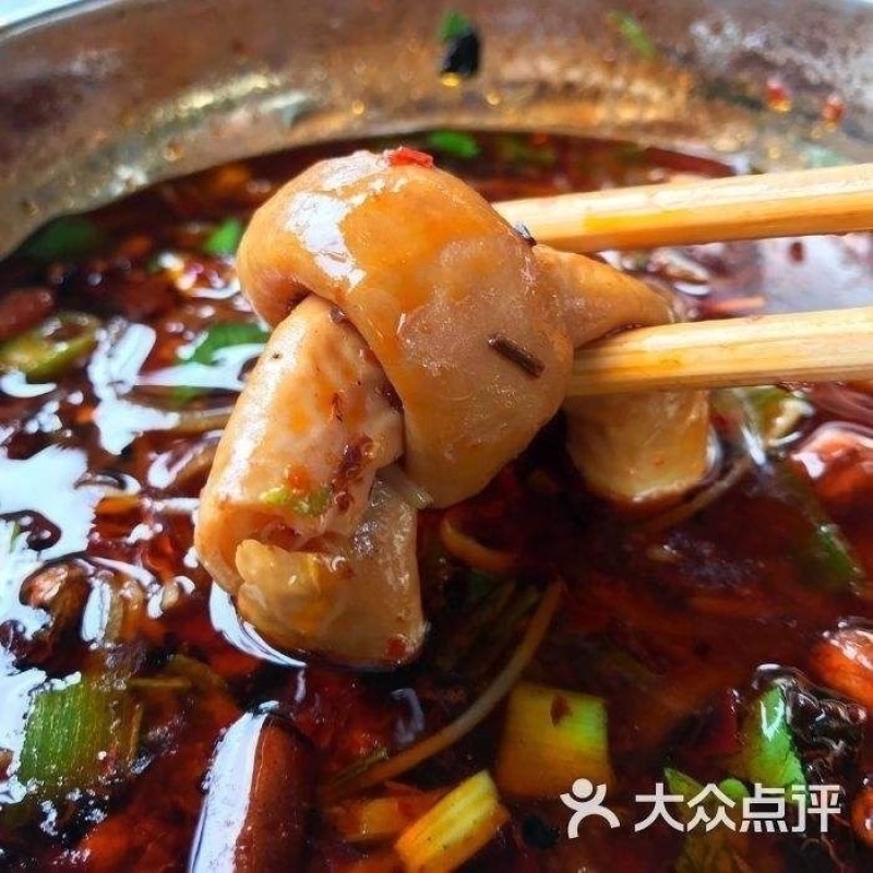 猪小肠冒节子卤小肠卤冒节子全熟卤味餐饮火锅食材