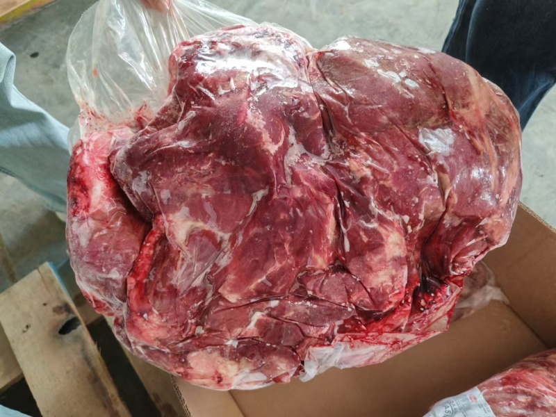 牛肉背肩脖肉上脑火锅店涮锅等肉质鲜嫩全国冷链