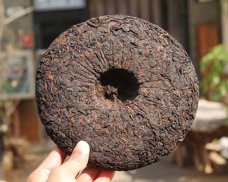 2008年乔木型古茶饼