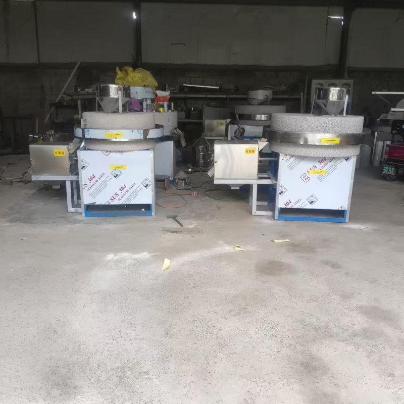 面粉石磨机小麦玉米面粉石磨五谷杂粮面粉石磨机