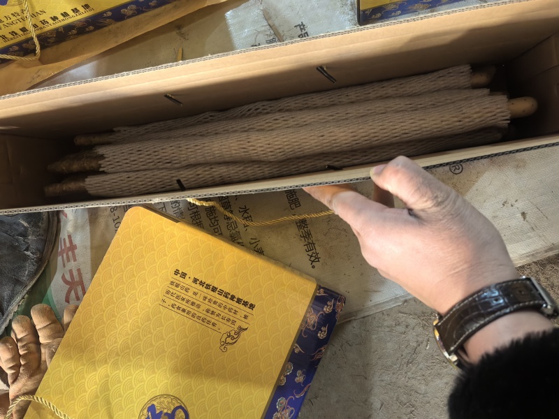 小白嘴山药，铁棍山药，精品礼盒装。产地直供。全国发货