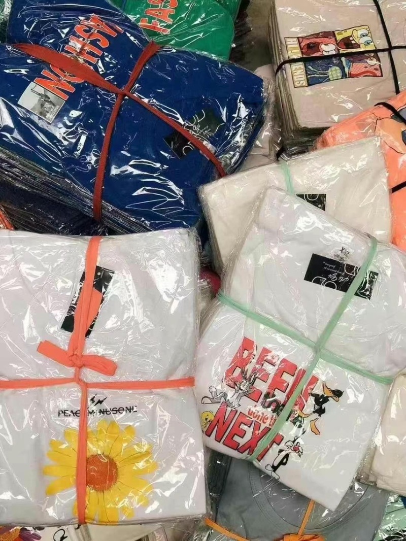 30000件地摊短袖1000起4.5全清3.5