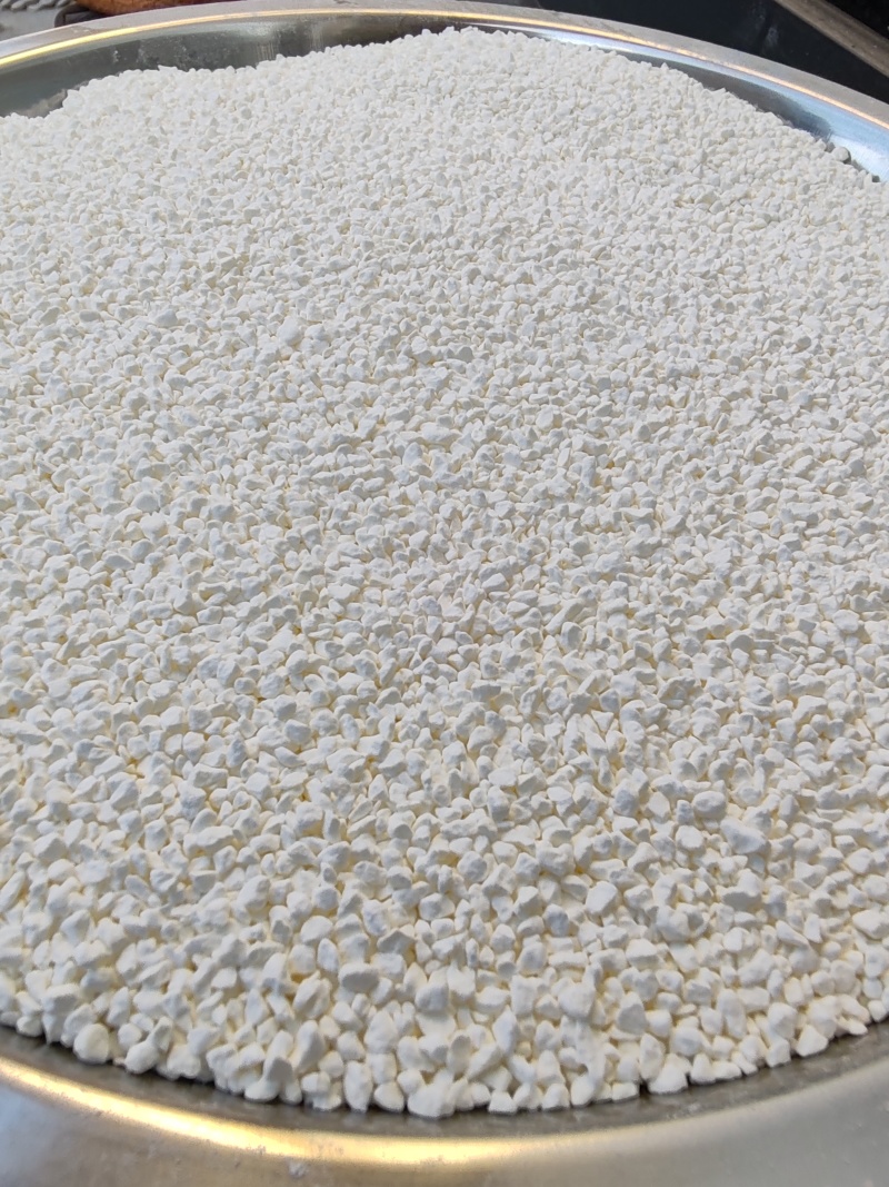 小颗粒炸鸡粉裹粉欢迎电商前来选购
