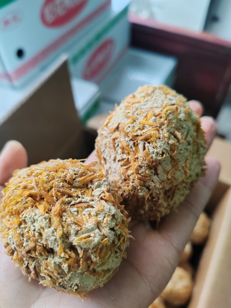 松花鸭皮蛋，个头均匀，质量过关，一件100个