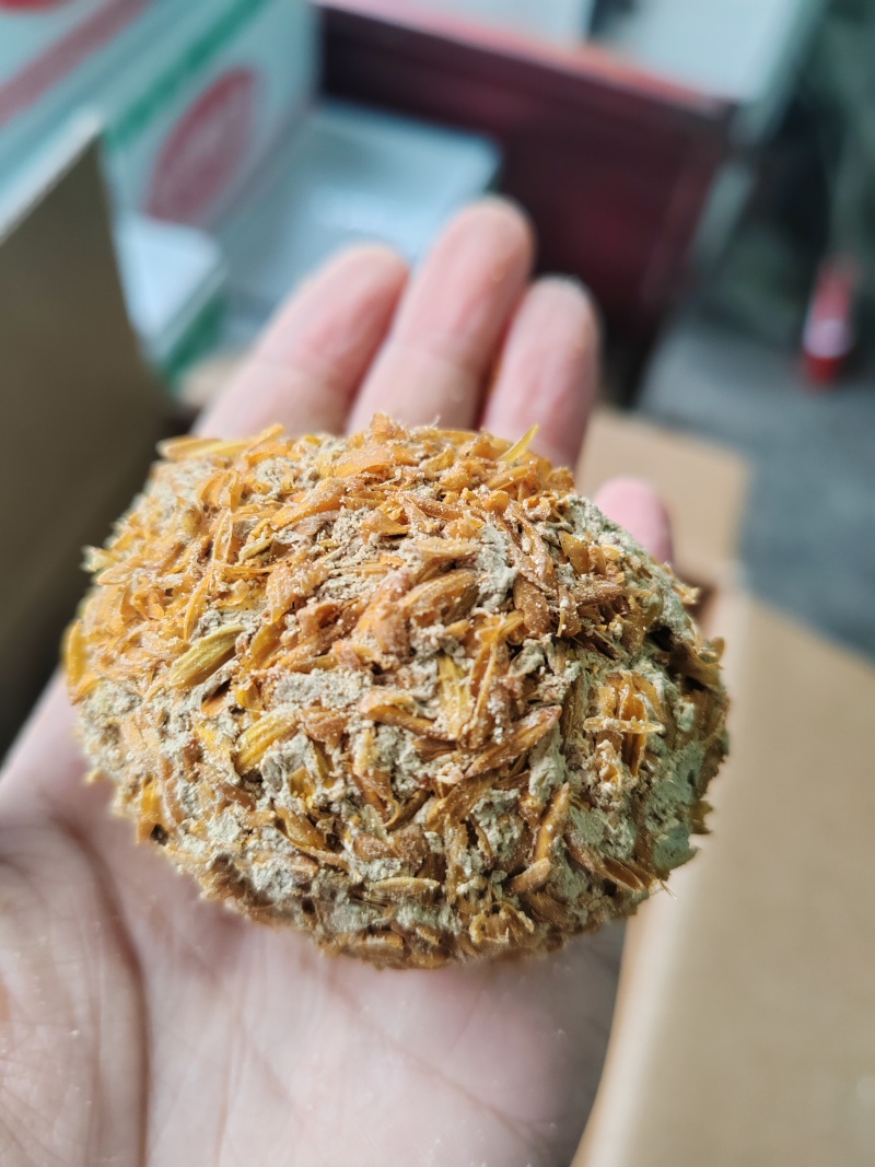 松花鸭皮蛋，个头均匀，质量过关，一件100个