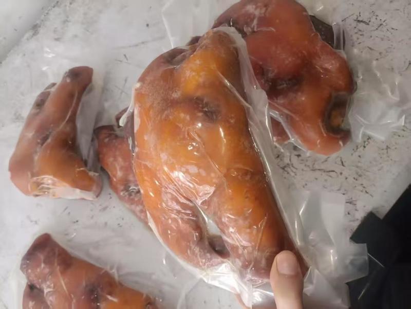 国产青猪头肉，带拱嘴核桃肉，一件20斤，每片都是独立包