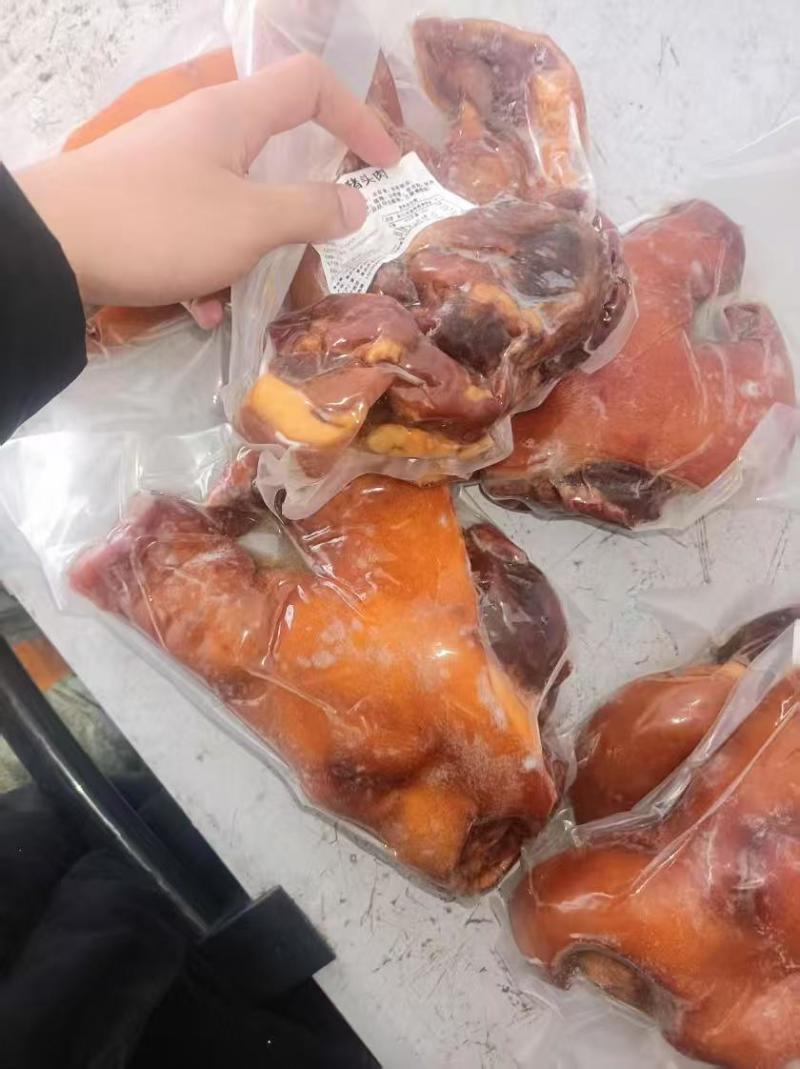 国产青猪头肉，带拱嘴核桃肉，一件20斤，每片都是独立包