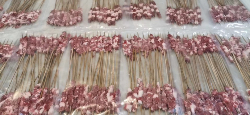 纯手工穿制羔羊肉串河北厂家直发，价钱实惠品质保证