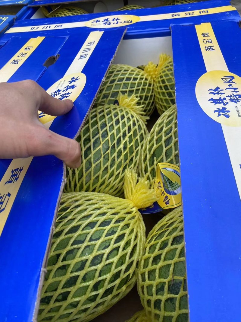 特小凤西瓜江苏西瓜口感好价格实惠量大价优品质保障欢迎电联