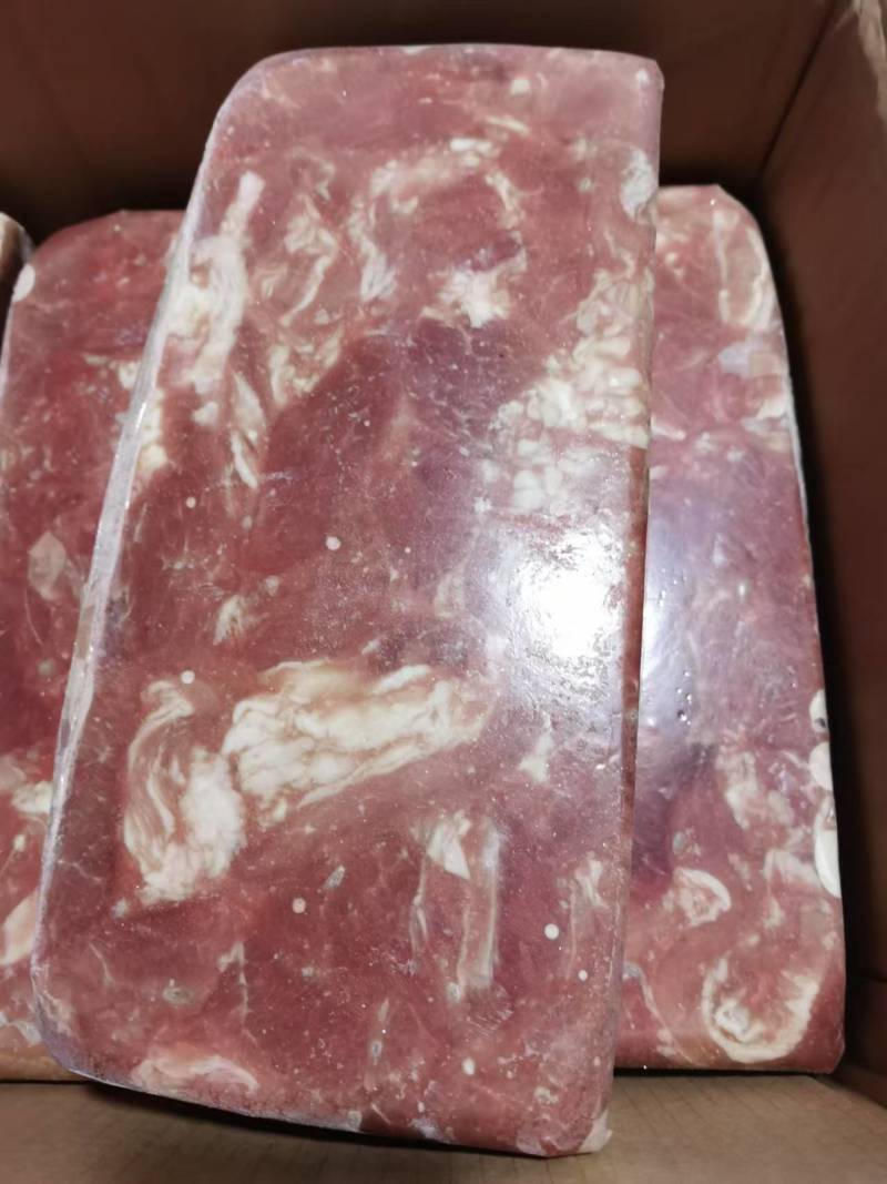 绿牧原肥牛砖，顶账回来一吨货，不求利润只求回款，看上能用