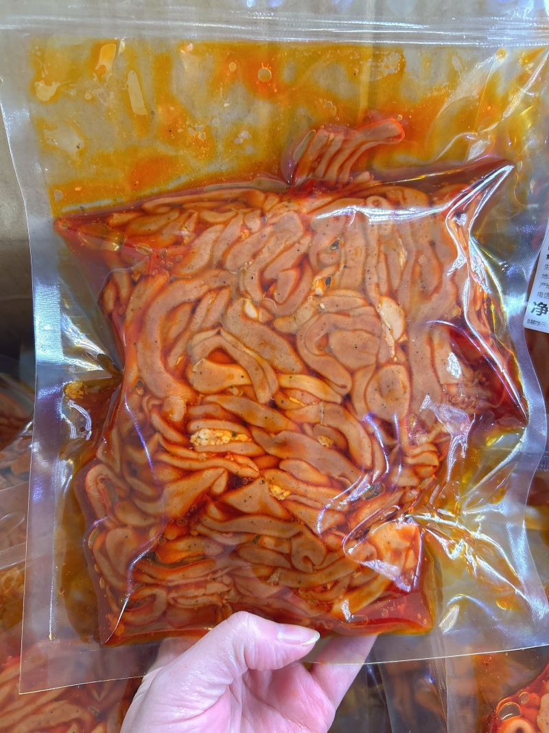 鸭肠卤鸭肠藤椒鸭肠香辣鸭肠开袋即食休闲零食门市夜市卤菜店