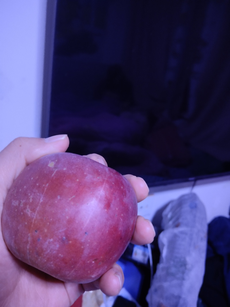 红富士以大量上市品质好，囗感甜欢迎新老客户前来发货