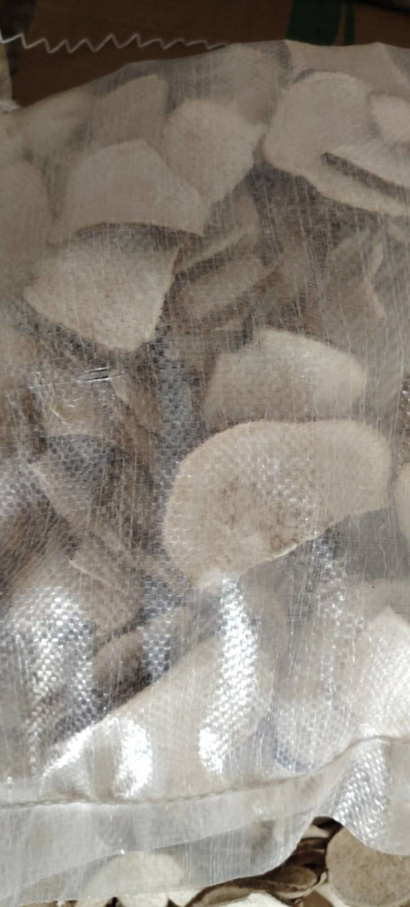 生地瓜干，红薯干，白地瓜干，，量大从优山东包送货到市场