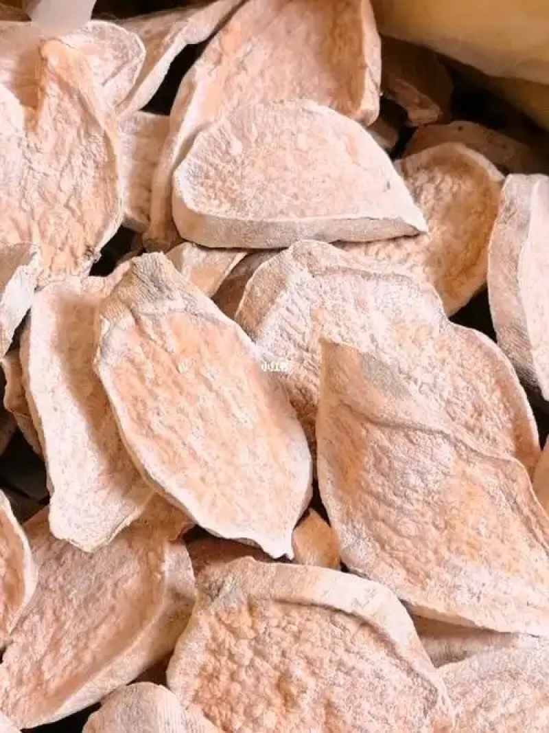 生地瓜干，红薯干，白地瓜干，，量大从优山东包送货到市场