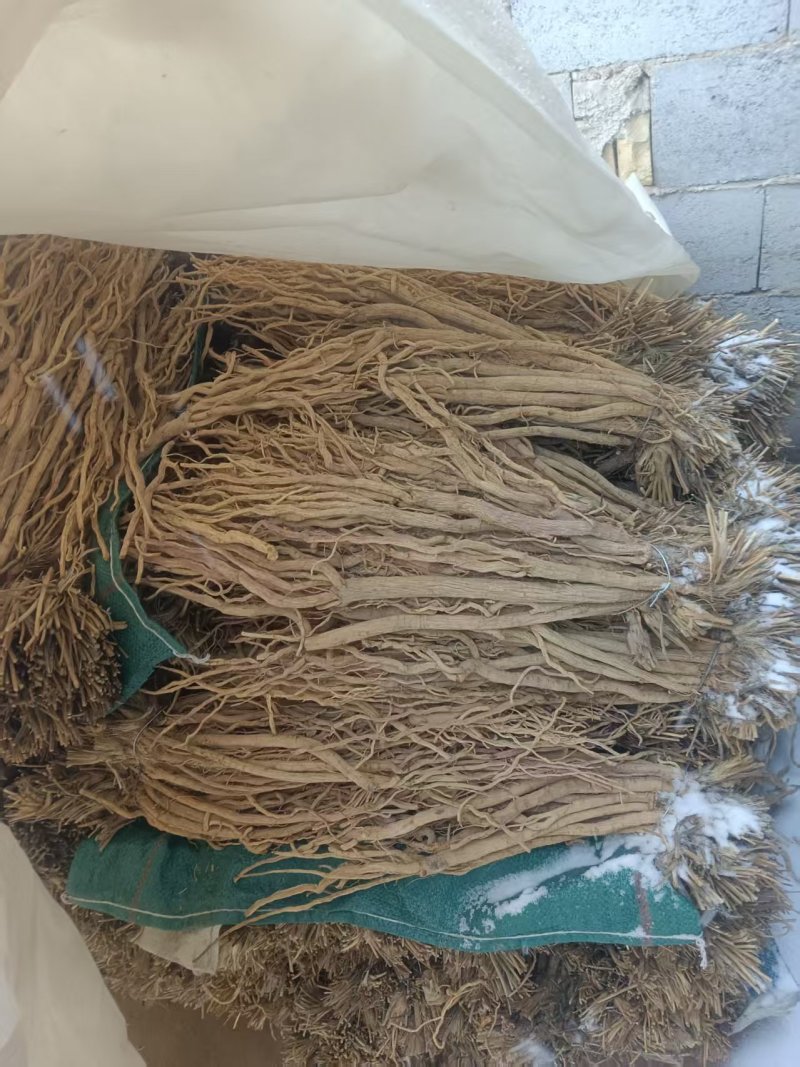 防风精品无夹心无黑疤，产量大从优，品质保障，欢迎选购