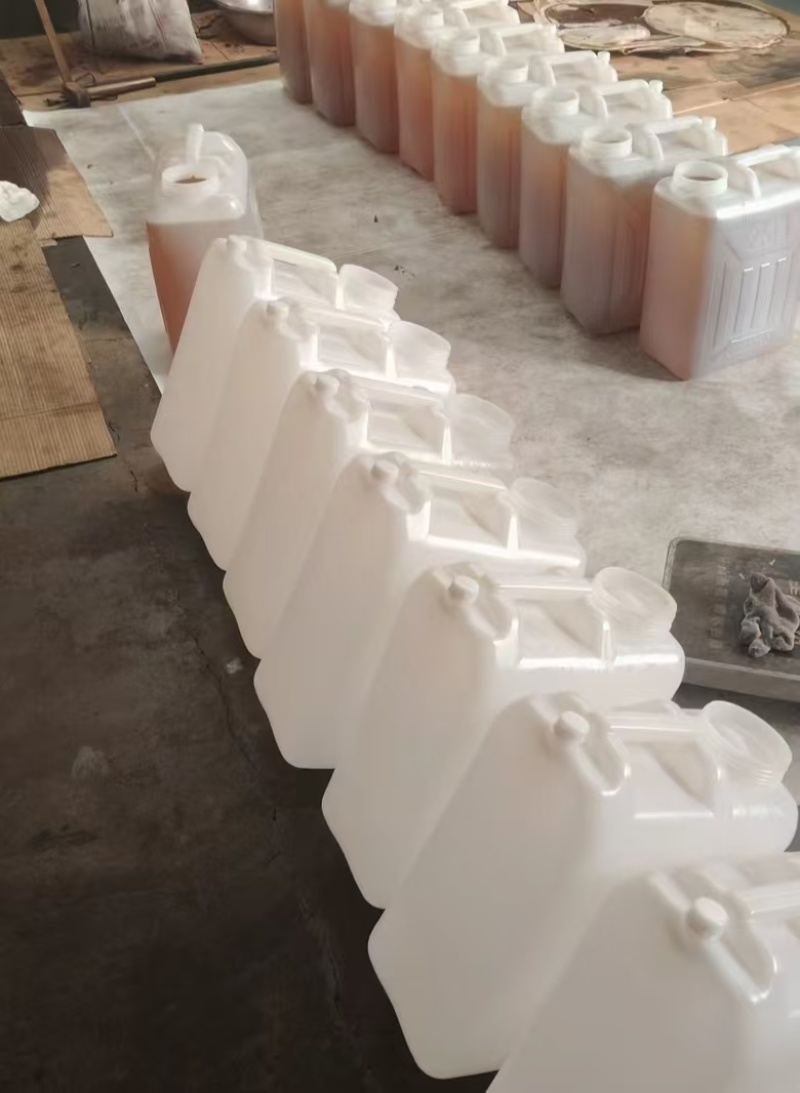精选米压榨纯花生油纯手工***剂品质纯正量大从优