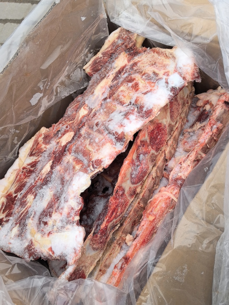 西冷骨，个位数，适合自助火锅，地摊牛排牛骨头，全国冷链发