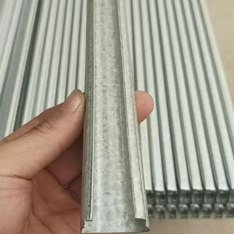 大棚卡槽镀铝锌卡槽厂家直销各种大棚压膜专用