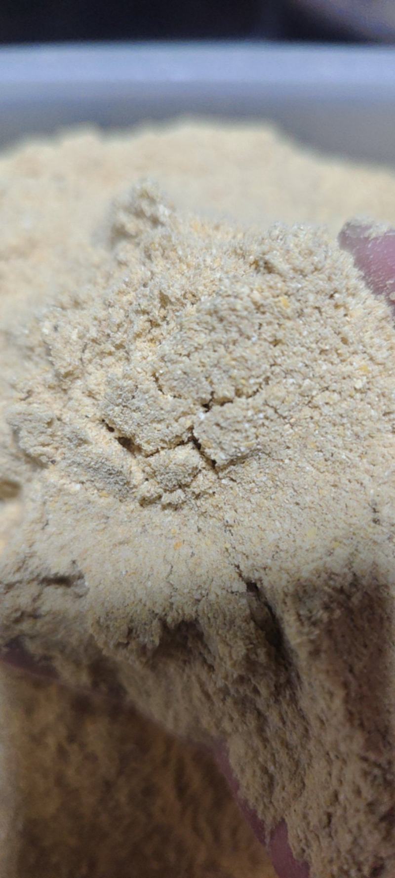 养殖饲料玉米面，营养丰富，价格实惠，适合猪羊牛，鸡鸭鹅等