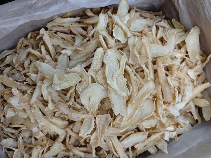 天麻，产地直供保质保量，颜色纯正，有中心片，过四号筛。