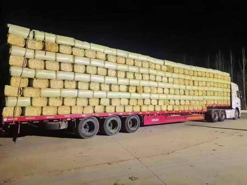 精品安徽小麦秸秆柔丝草，小套袋，五道绳，过滚筒风选。