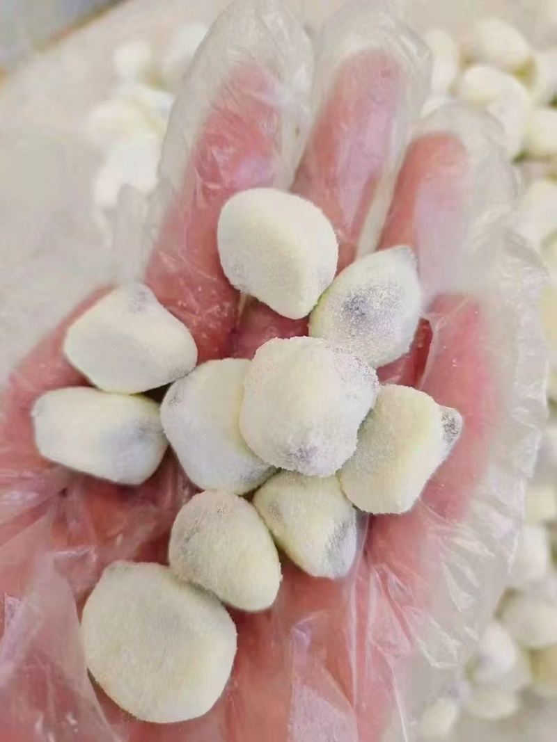 网红休闲零食巴旦木奶枣巴旦木仁夹心厂家批发商超