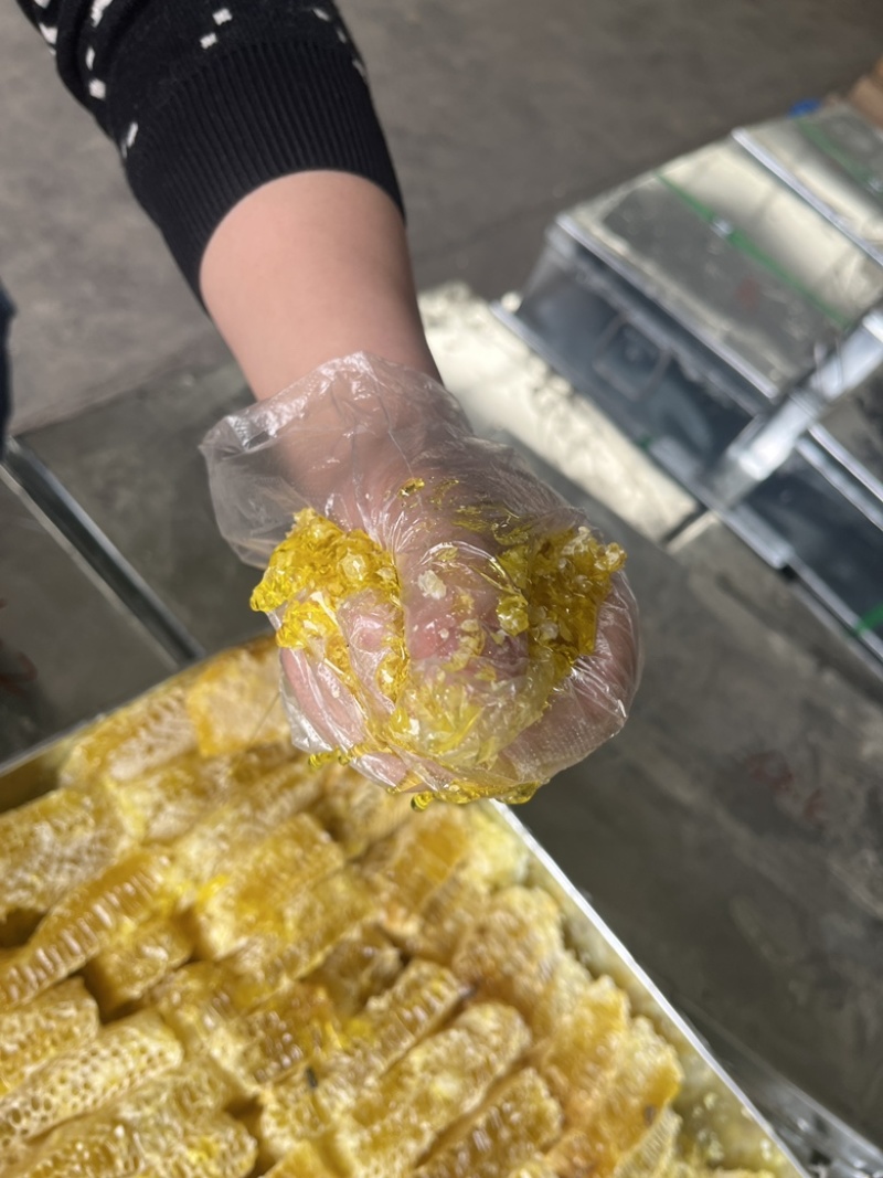 巢蜂蜜