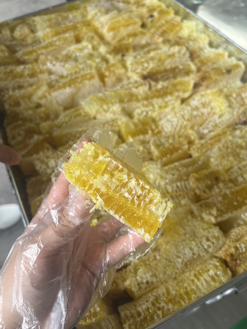 巢蜂蜜