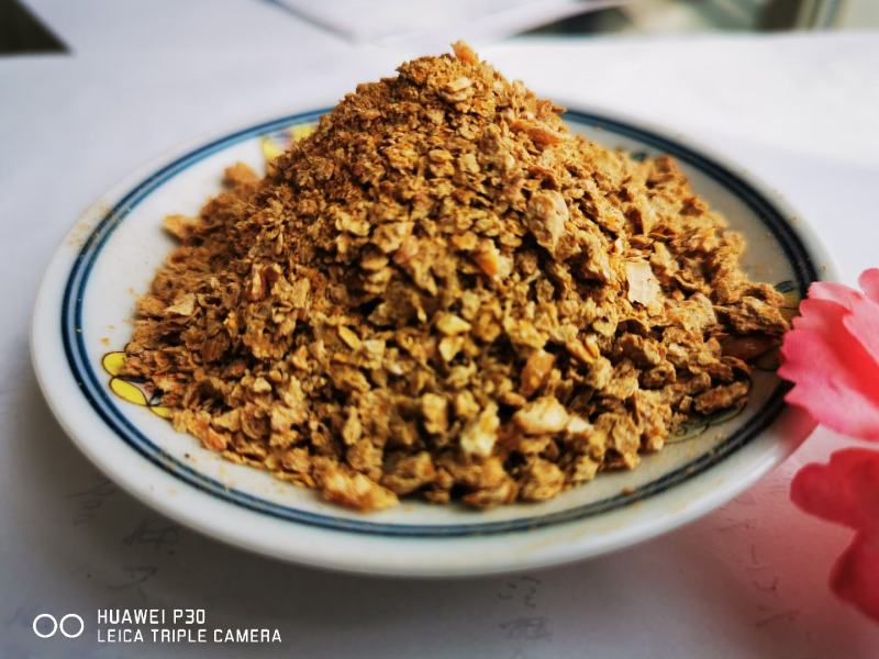 豆饼碎猪、牛、羊等饲料原料，全国发货，质量保证