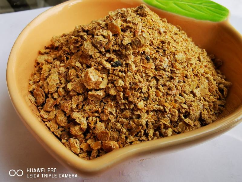 豆饼碎猪、牛、羊等饲料原料，全国发货，质量保证