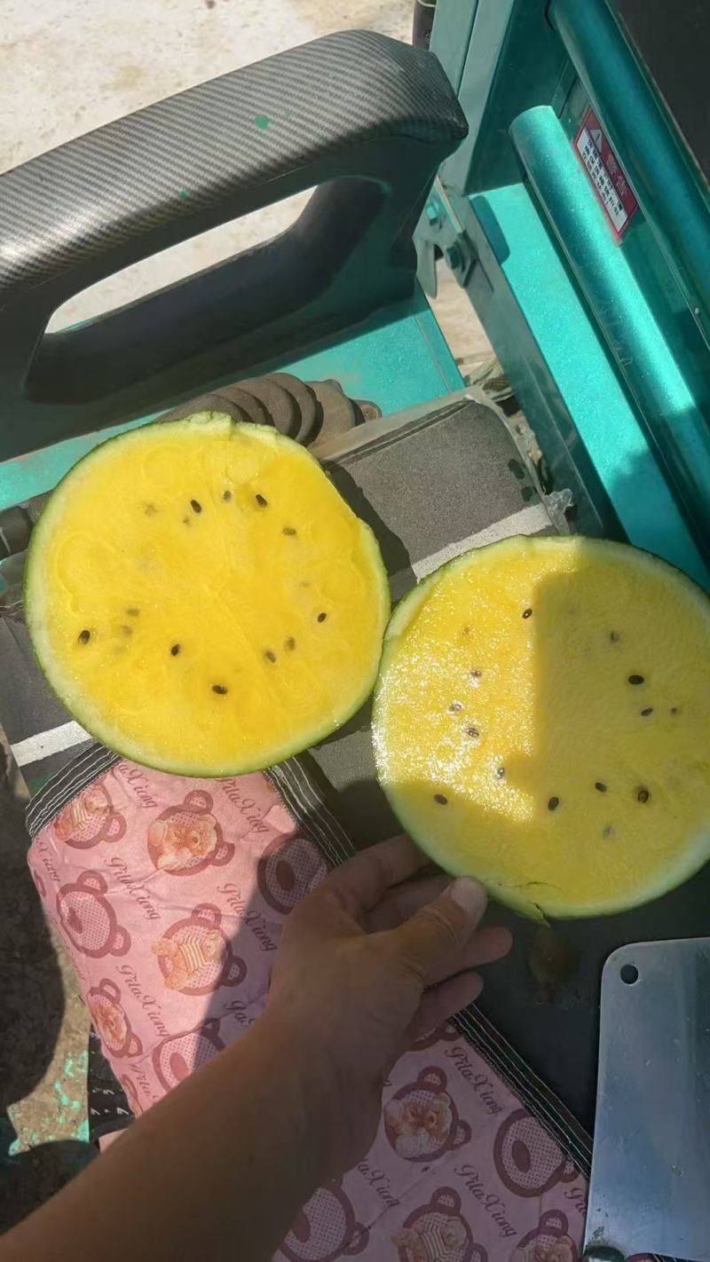 【推荐】特小凤西瓜皮薄多汁实力电商商超直供