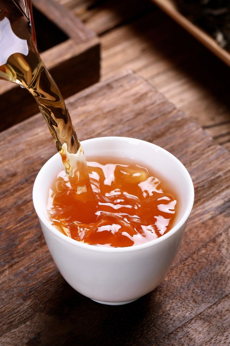 1斤2013福鼎白茶高山老白茶寿眉白牡丹贡眉茶送人礼盒装
